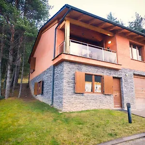 Fantastica Casa A La Molina Amb Jardí En Plena Natura Сasa de vacaciones